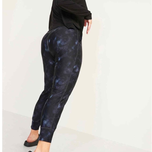 Old Navy Powersoft High Rise Jogger (M) - Picture 13 of 15